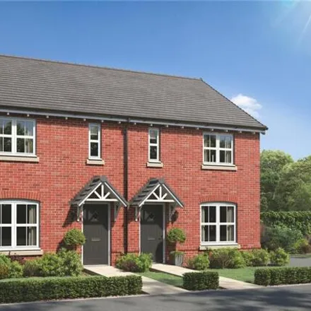 Buy this 3 bed duplex on A422 in Stratford-upon-Avon, CV37 7ND