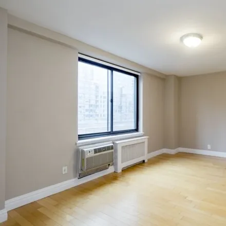 Image 5 - 792 Columbus Avenue, New York, NY 10025, USA - Apartment for rent