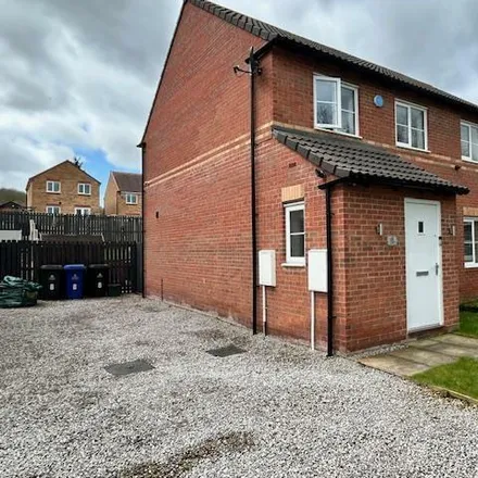 Buy this 3 bed duplex on Colliery Road in Conisbrough, DN12 3DG