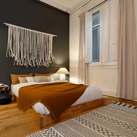 Rent this 2 bed apartment on Carrer de Balmes in 76, 08001 Barcelona