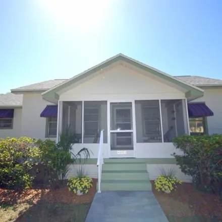 Buy this 4 bed house on 607 West Tever Street in Plant City, FL 33563