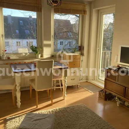 Rent this 2 bed apartment on Kulenkampffallee 136 in 28213 Bremen, Germany