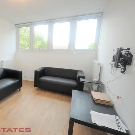 Image 4 - Ossulston Street, London, NW1 1EY, United Kingdom - Apartment for rent