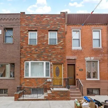 Rent this 3 bed house on 2613 South Bancroft Street in Philadelphia, PA 19145
