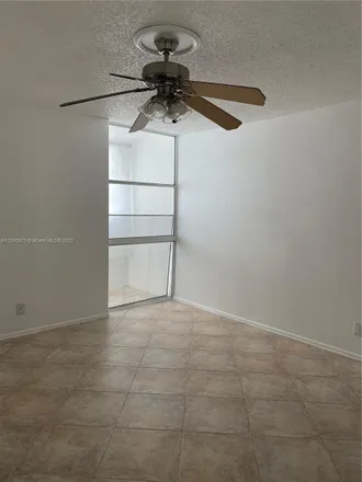 Image 5 - 4761 Northwest 12th Street, Lauderhill, FL 33313, USA - Condo for rent