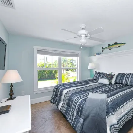 Rent this 5 bed house on Anna Maria
