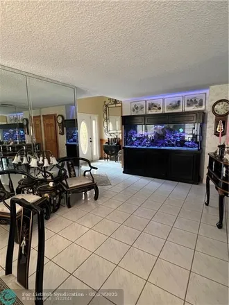 Image 9 - 2384 Northwest 34th Way, Coconut Creek, FL 33066, USA - House for sale