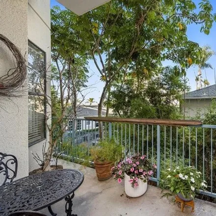 Buy this 2 bed condo on 3450 3rd Avenue in San Diego, CA 92103