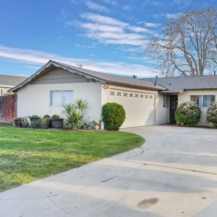 Buy this 3 bed house on 1815 Wade Avenue in Bakersfield, CA 93304