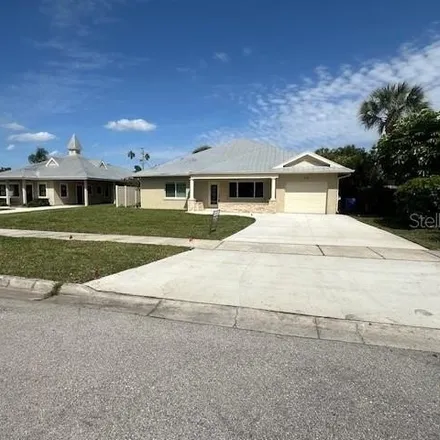 Buy this 3 bed house on 721 Riviera Street in Venice, FL 34285