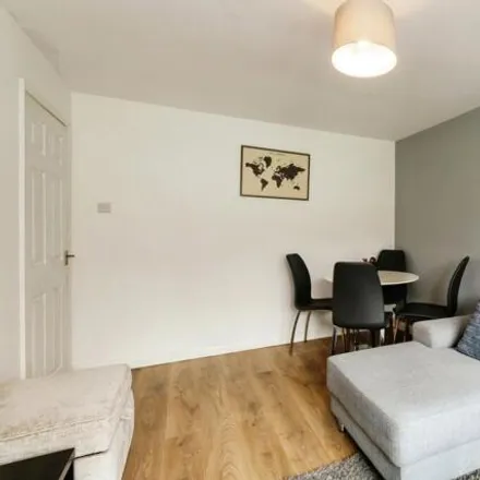 Image 4 - 6 Eastmoor Drive, Netherfield, NG4 3BD, United Kingdom - Apartment for sale