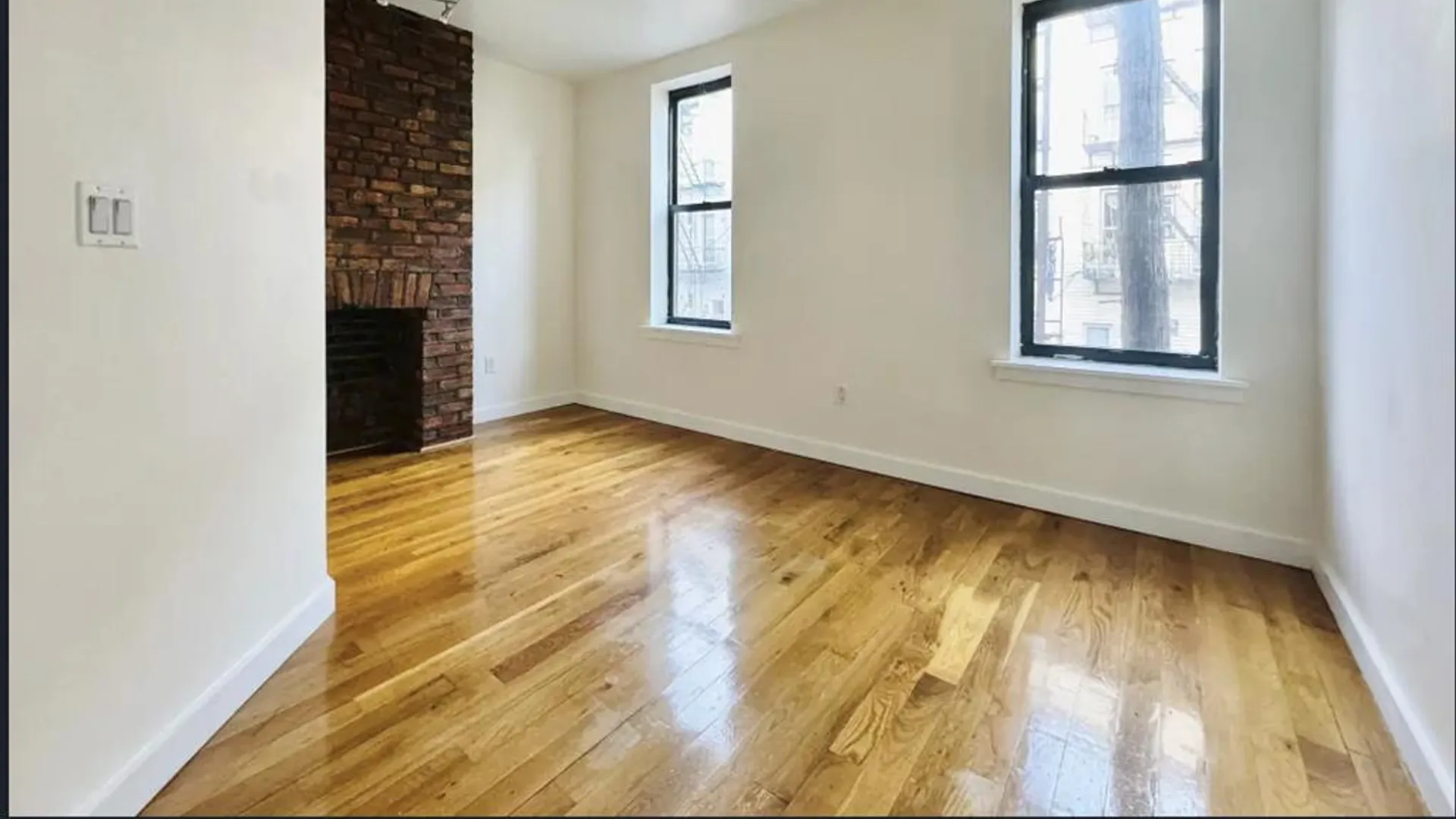 143 North 8th Street, New York, NY 11249, USA | Room for rent