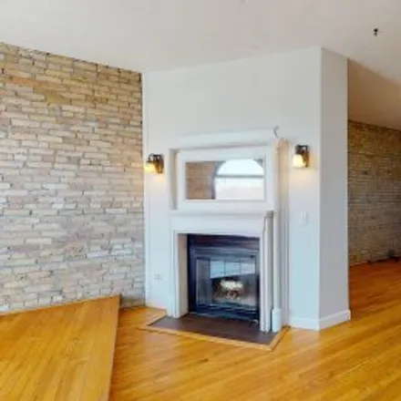 Buy this 2 bed apartment on #c,1800 4Th Avenue South in Central Minneapolis, Minneapolis