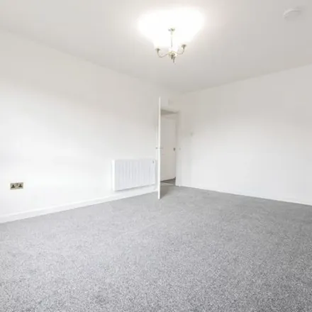 Image 6 - Kirkgate, City of Edinburgh, EH6 6BG, United Kingdom - Apartment for rent