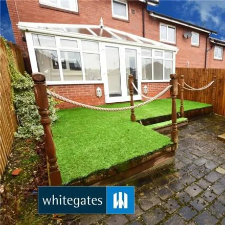 Image 9 - Highlands Grove, Rothwell, LS10 4RR, United Kingdom - House for sale