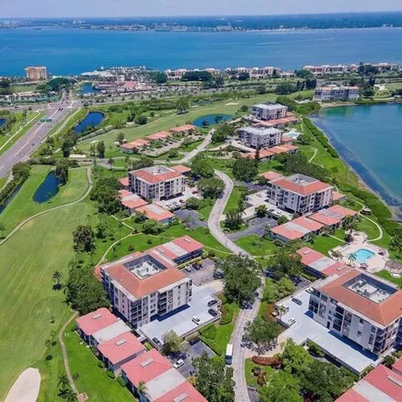 Buy this 1 bed condo on 6284 Palma del Mar Boulevard South in Saint Petersburg, FL 33715