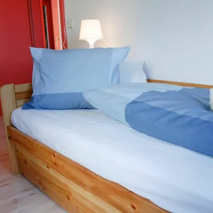 Rent this 2 bed house on Bellinzona in Distretto di Bellinzona, Switzerland