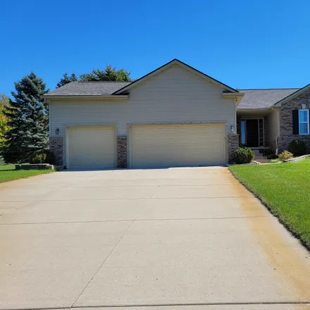 Buy this 3 bed house on 3769 North Quarry Creek Drive in Oakland County, MI 48383