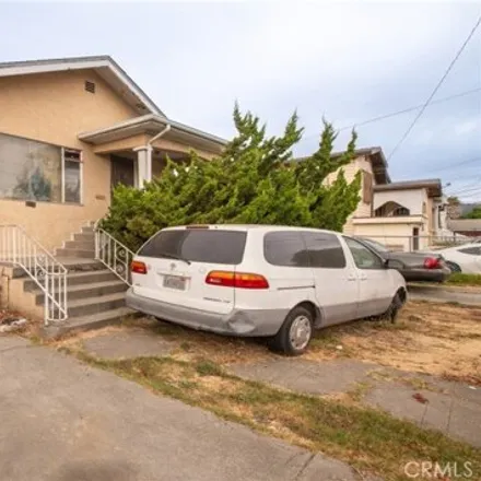 Buy this 3 bed house on 1161 73rd Avenue in Oakland, CA 94621