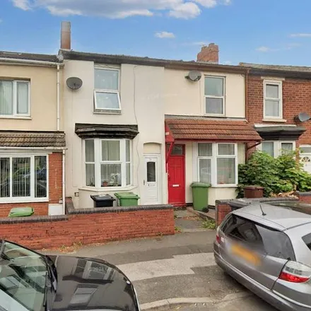 Rent this 3 bed townhouse on Carter Road in Wolverhampton, WV6 0PG