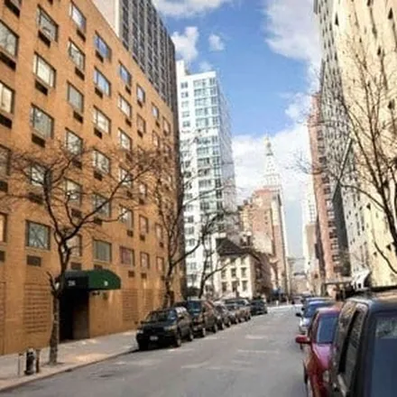 Image 5 - Penny Lane, 215 East 24th Street, New York, NY 10010, USA - Apartment for rent