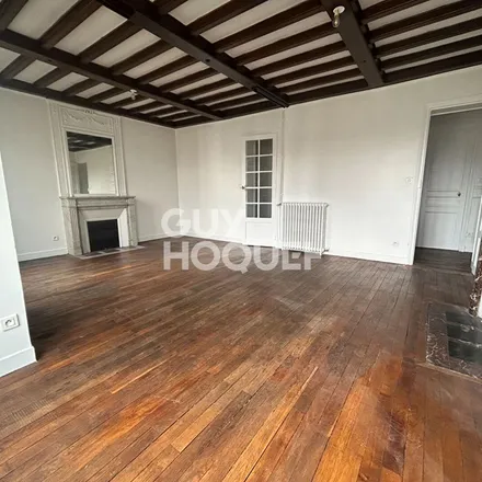 Rent this 4 bed apartment on 78 Avenue Gabriel Péri in 93400 Saint-Ouen-sur-Seine, France