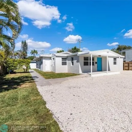 Buy this 4 bed house on 337 Southwest 21st Street in Fort Lauderdale, FL 33315