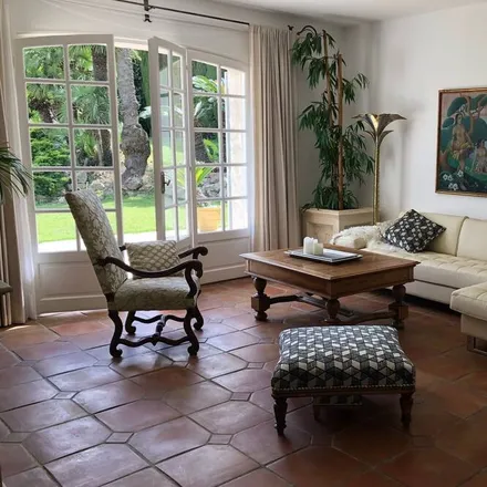 Image 2 - Antibes, Avenue Robert Soleau, 06600 Antibes, France - House for rent
