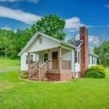 Buy this 3 bed house on 654 Rock Springs Road in Kingsport, TN 37664
