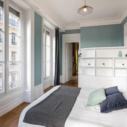 Rent this 6 bed apartment on 29 Rue Gasparin in 69002 Lyon, France