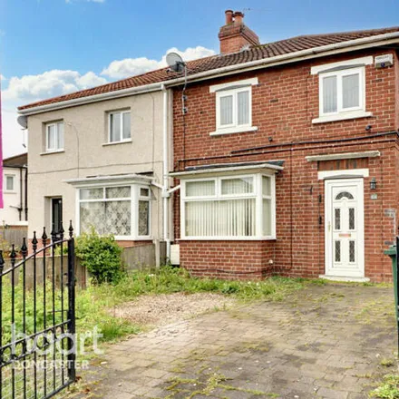 Buy this 2 bed duplex on Thompson Avenue in Doncaster, United Kingdom