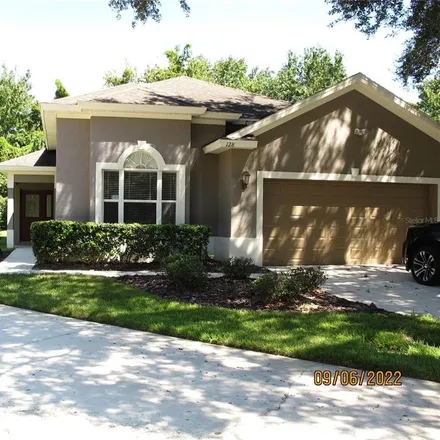 Rent this 3 bed house on 128 Peregrine Court in Winter Springs, FL 32708