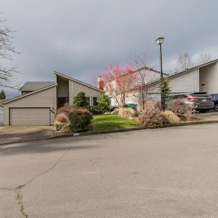 Buy this 4 bed house on 6453 Southwest Chelsea Place in Tigard, OR 97223