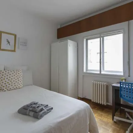 Rent this 4 bed apartment on Madrid in Reina Castilla, Calle de Rafael Herrera