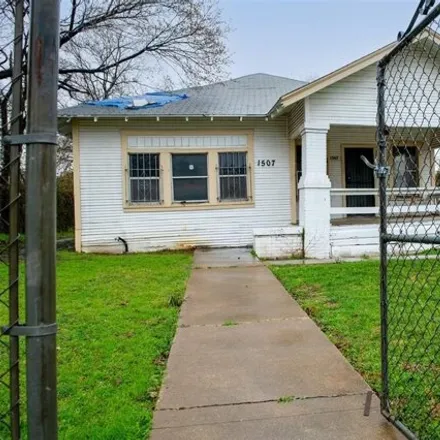 Image 5 - 1507 East Maddox Avenue, Fort Worth, TX 76104, USA - House for sale