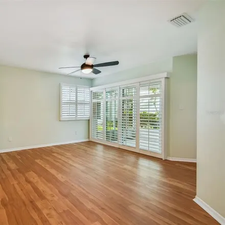 Image 7 - Stones Throw Circle North, Saint Petersburg, FL 33710, USA - Condo for rent