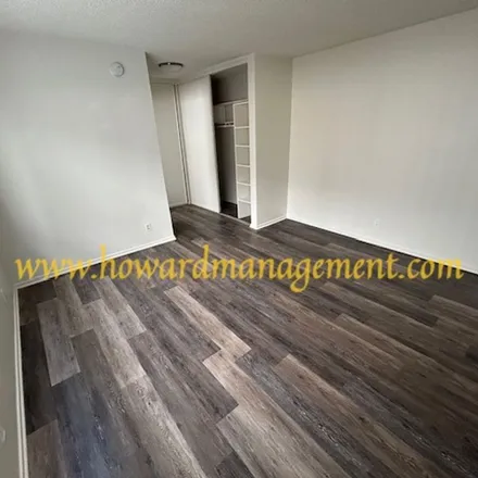 Image 7 - Sunset & Barrington, West Sunset Boulevard, Los Angeles, CA 90049, USA - Apartment for rent