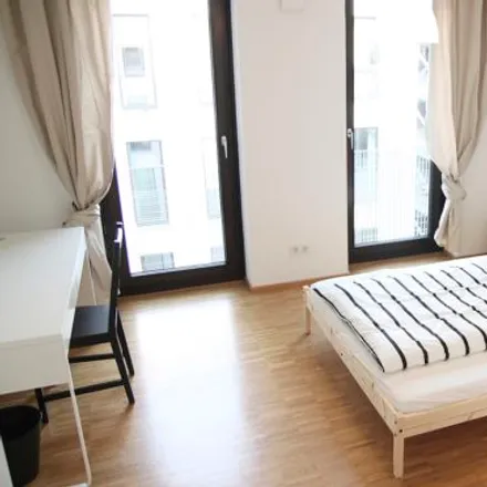 Rent this 4 bed room on Schellerdamm 5 in 21079 Hamburg, Germany
