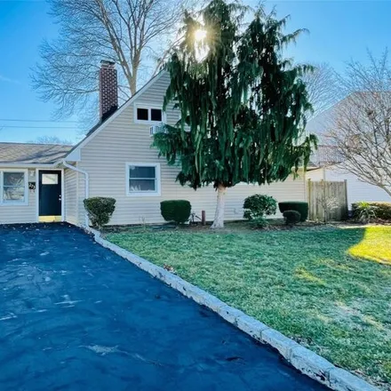 Buy this 4 bed house on 273 Elm Drive South in North Wantagh, NY 11793