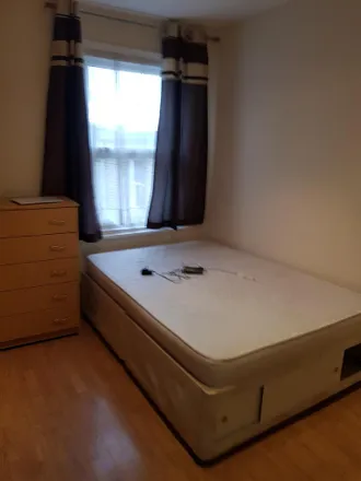 Image 5 - 11 Scrubs Lane, London, NW10 6AA, United Kingdom - Room for rent