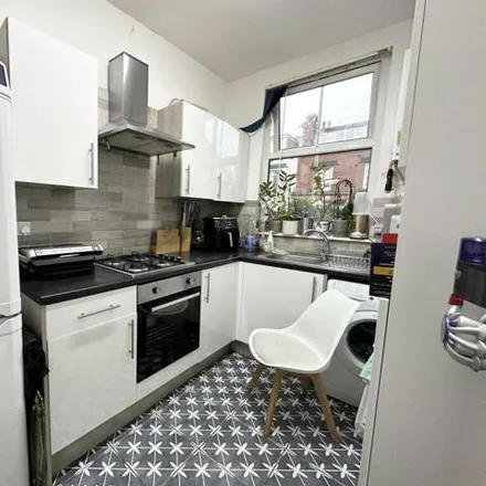 Buy this 3 bed house on Vinery Mount in Leeds, LS9 9LY