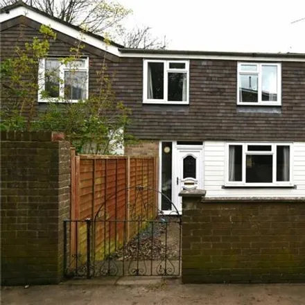Rent this 3 bed townhouse on Dove House School in Sutton Road, Basingstoke