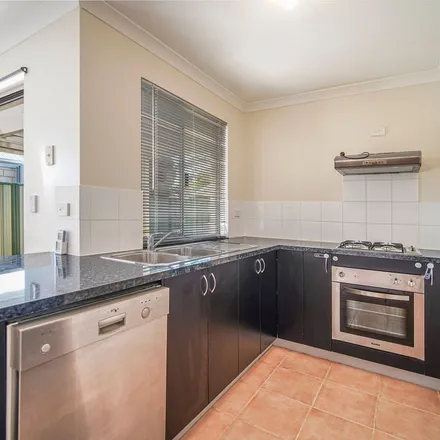 Image 6 - Belgravia Street, Cloverdale WA 6105, Australia - Apartment for rent