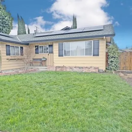 Buy this 3 bed house on 560 Ohlson Street in Yuba City, CA 95991