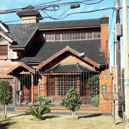 Buy this studio house on Aristóbulo del Valle 1661 in Arca Oeste, Moreno