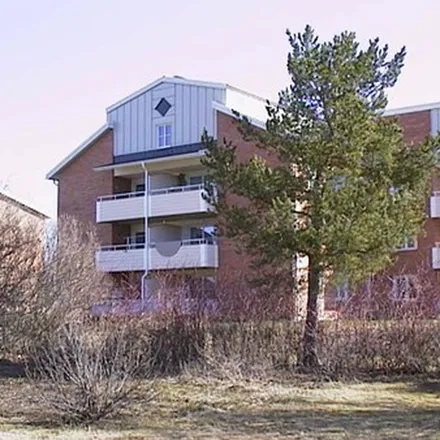 Rent this 2 bed apartment on Skolgatan in Burträsk, Sweden
