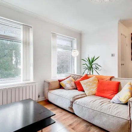 Rent this 2 bed apartment on The Conifers in 2 Devonshire Road, London