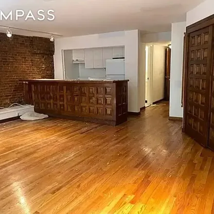 Rent this 1 bed apartment on 318 East 77th Street in New York, NY 10021