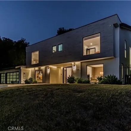 Image 1 - 3030 Deep Canyon Drive, Beverly Hills, CA 90210, USA - House for sale