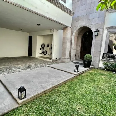 Buy this 3 bed house on Palacio de Justicia 601 in Anahuac, 66450 San Nicolás de los Garza